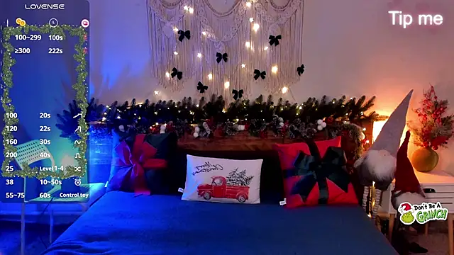 Maria Moonlight online show from December 17, 2025, 3:07 pm