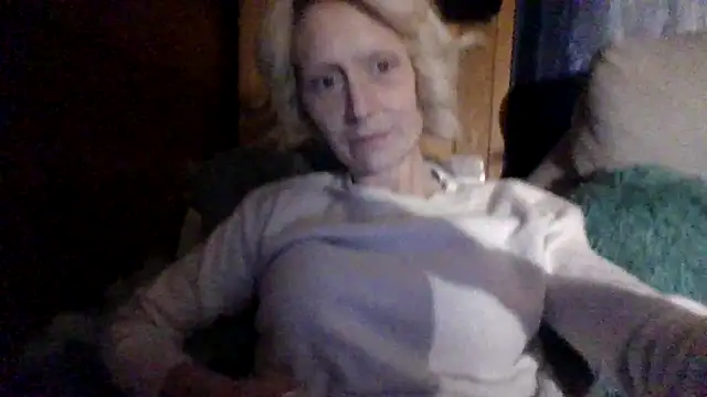 beautifulme23 online show from February 16, 2025, 3:47 am