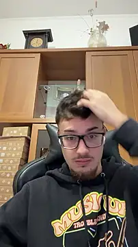 NaplesGuy04 online show from January 15, 2026, 4:00 pm