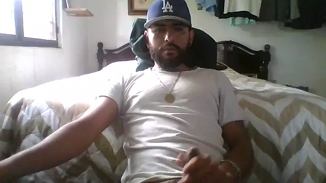 Snapshot of dickman10 chatting on October 3, 2025, 9:45 pm dickman10 online show from October 3, 2025, 9:45 pm