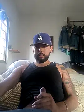 Snapshot of dickman10 chatting on December 15, 2025, 10:58 pm dickman10 online show from December 15, 2025, 10:58 pm