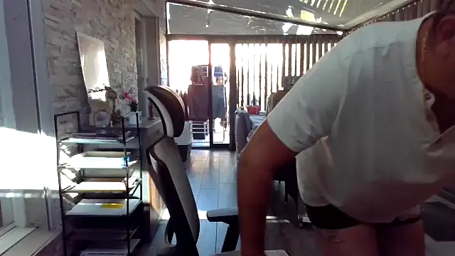 Snapshot of Fafas26 chatting on September 18, 2025, 2:19 pm Fafas26 online show from September 18, 2025, 2:19 pm