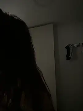 Snapshot of AngelRuby chatting on October 26, 2025, 7:47 am AngelRuby online show from October 26, 2025, 7:47 am