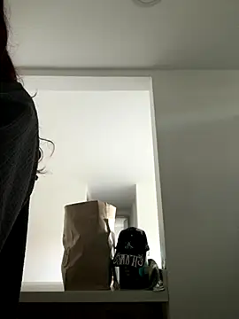 Snapshot of AngelRuby chatting on November 9, 2025, 9:24 pm AngelRuby online show from November 9, 2025, 9:24 pm