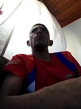 Mineirinho043 online show from March 8, 2025, 1:36 pm