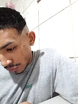 Mineirinho043 online show from March 17, 2025, 3:03 am