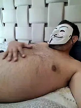 Snapshot of El_inge_oso chatting on February 3, 2025, 9:50 pm El inge oso online show from February 3, 2025, 9:50 pm