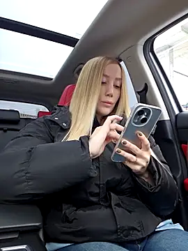 Snapshot of Pussy_Drive03 chatting on November 14, 2025, 4:22 am Pussy Drive03 online show from November 14, 2025, 4:22 am