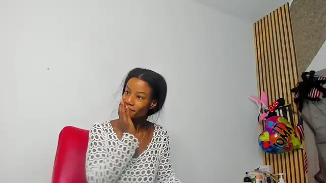 dafnnelewis online show from October 25, 2025, 12:02 pm