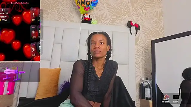Snapshot of dafnnelewis chatting on May 13, 2026, 11:18 am dafnnelewis online show from May 13, 2026, 11:18 am