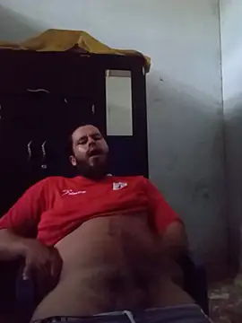 Snapshot of Alfredoloza chatting on July 22, 2026, 9:39 pm Alfredoloza online show from July 22, 2026, 9:39 pm
