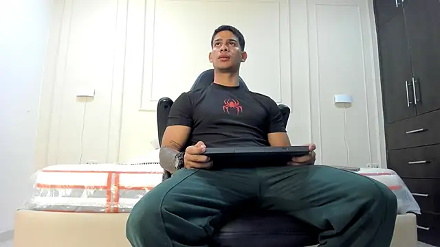 ANDRES STUD online show from May 26, 2026, 3:35 am