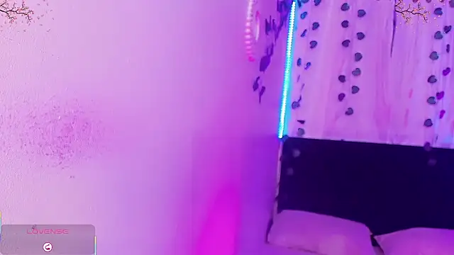 Irina milkmaid online show from April 15, 2026, 7:58 pm