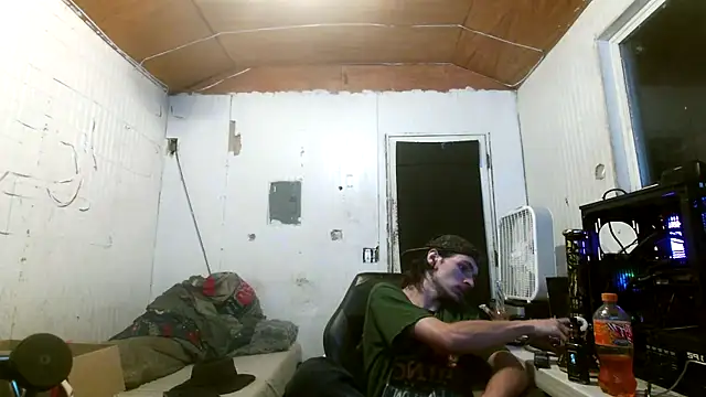 Snapshot of nuttyking2022 chatting on September 29, 2025, 10:20 am nuttyking2022 online show from September 29, 2025, 10:20 am