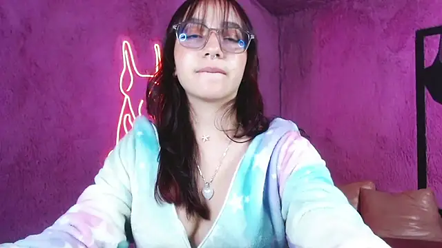 Snapshot of Sunshinegirl__ chatting on February 8, 2025, 1:11 am Sunshinegirl online show from February 8, 2025, 1:11 am