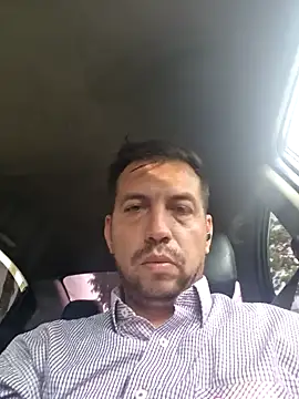 Snapshot of reyarturs13 chatting on February 4, 2025, 9:41 pm reyarturs13 online show from February 4, 2025, 9:41 pm