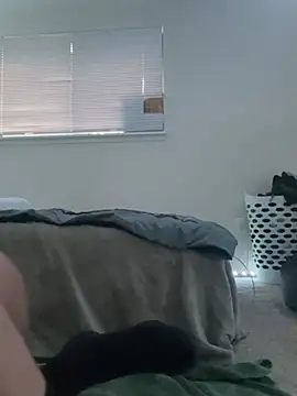 tastylolaaa online show from February 19, 2025, 11:57 pm