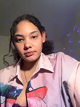 tastylolaaa online show from November 10, 2025, 9:30 am