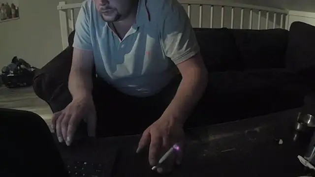 YourLoveBoyKevin online show from April 5, 2026, 11:46 pm