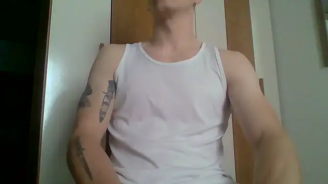 Snapshot of Novinho_pica_rosa chatting on October 6, 2025, 5:10 pm Novinho pica rosa online show from October 6, 2025, 5:10 pm