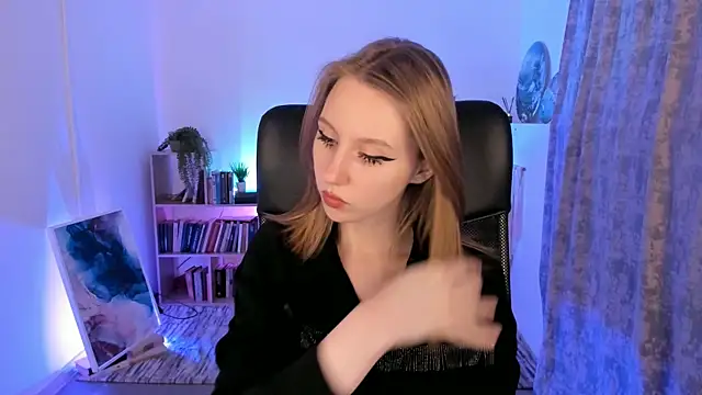 DariaTate online show from March 15, 2025, 8:54 pm