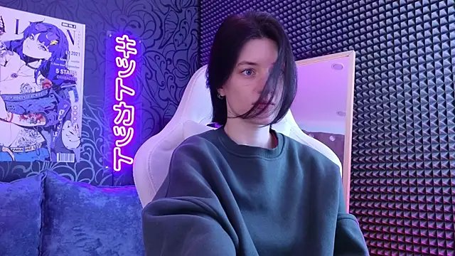 roxy riot  online show from February 28, 2025, 1:26 am