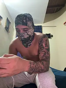 Snapshot of daniel6916 chatting on March 24, 2026, 11:21 pm daniel6916 online show from March 24, 2026, 11:21 pm