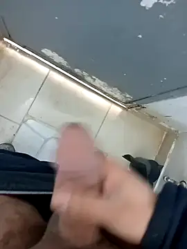 Snapshot of bigcockturk3 chatting on February 18, 2025, 12:39 pm bigcockturk3 online show from February 18, 2025, 12:39 pm