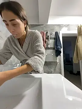 BonyBon29 online show from November 14, 2025, 5:06 am