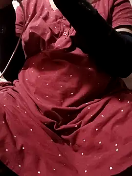 Snapshot of imforyou chatting on December 4, 2025, 5:32 pm imforyou online show from December 4, 2025, 5:32 pm