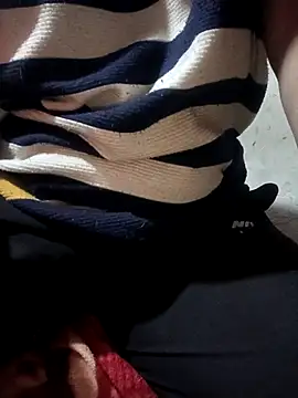 Snapshot of imforyou chatting on December 15, 2025, 6:01 pm imforyou online show from December 15, 2025, 6:01 pm