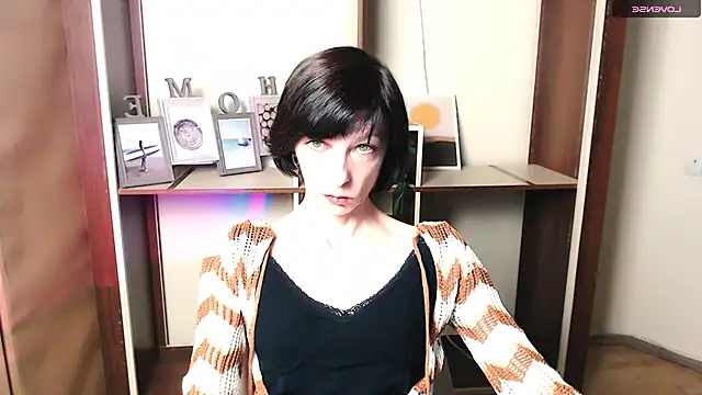  AngeliaFlow  online show from October 30, 2025, 8:16 am