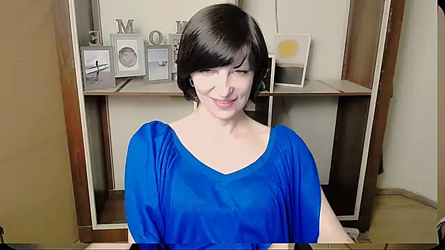  AngeliaFlow  online show from May 26, 2026, 7:37 am