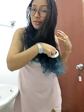 Snapshot of isabella_beauty_01 chatting on February 28, 2025, 1:25 pm isabella beauty 01 online show from February 28, 2025, 1:25 pm