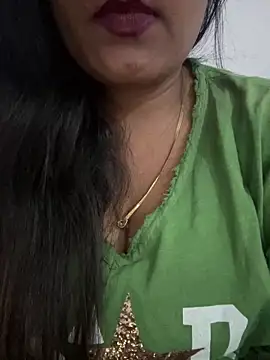 Deepcha1991 online show from April 14, 2026, 11:33 pm