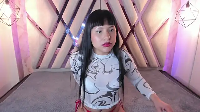 Vera Best  online show from February 7, 2025, 11:45 am