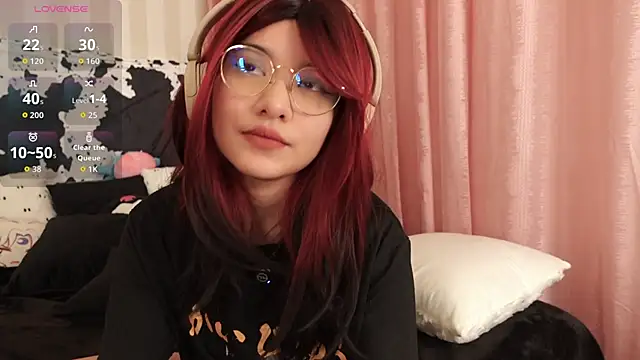 NataliaNovak online show from November 6, 2025, 9:37 pm