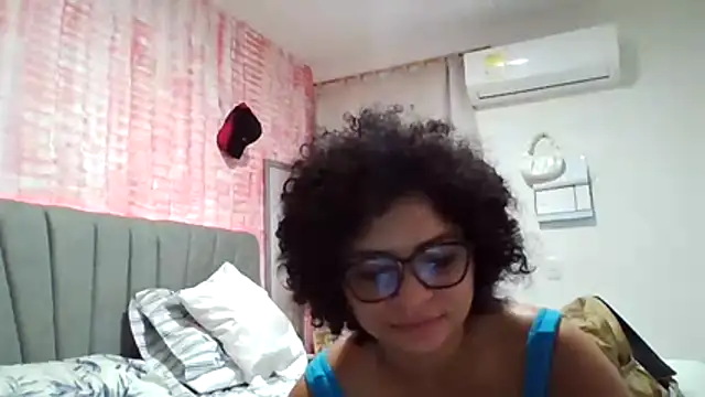 Tana latin online show from December 3, 2025, 2:19 am