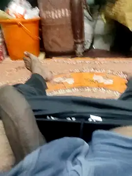 Snapshot of Yashkumar_0697 chatting on February 14, 2025, 7:23 pm Yashkumar 0697 online show from February 14, 2025, 7:23 pm