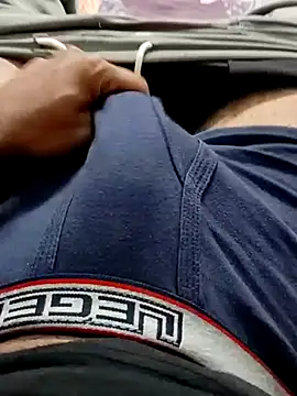 Snapshot of Yashkumar_0697 chatting on March 10, 2025, 11:42 am Yashkumar 0697 online show from March 10, 2025, 11:42 am