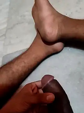 Snapshot of Yashkumar_0697 chatting on November 13, 2025, 9:14 pm Yashkumar 0697 online show from November 13, 2025, 9:14 pm