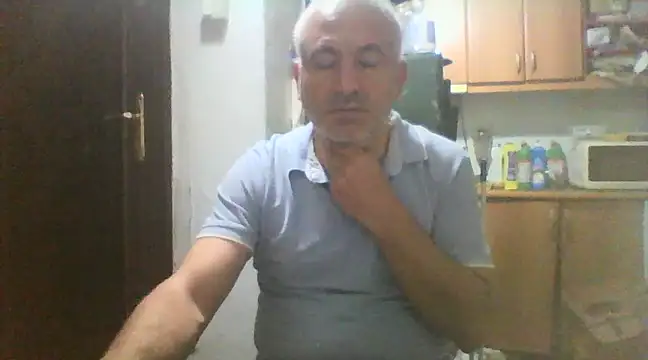 Snapshot of murat7888 chatting on March 17, 2025, 4:08 am murat7888 online show from March 17, 2025, 4:08 am