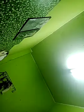 raikanxa123 online show from February 5, 2025, 4:14 pm