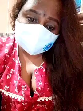 Snapshot of dolly_telugu01 chatting on March 4, 2025, 10:49 pm dolly telugu01 online show from March 4, 2025, 10:49 pm