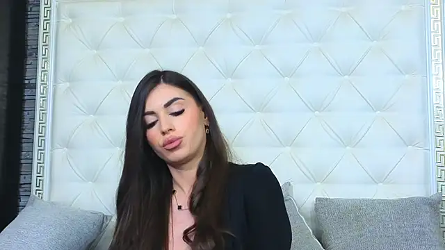 EliteDomina online show from April 8, 2026, 7:19 am