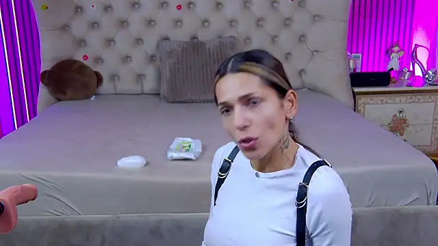 PlayfulShow online show from November 25, 2025, 11:21 am