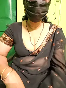 Snapshot of niiveditha chatting on March 5, 2025, 4:13 pm niiveditha online show from March 5, 2025, 4:13 pm