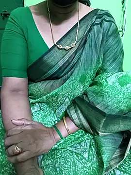 Snapshot of niiveditha chatting on March 12, 2025, 6:11 pm niiveditha online show from March 12, 2025, 6:11 pm