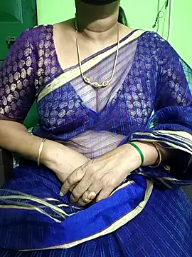 Snapshot of niiveditha chatting on March 15, 2025, 12:45 pm niiveditha online show from March 15, 2025, 12:45 pm