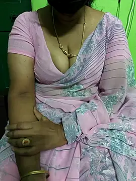 Snapshot of niiveditha chatting on March 20, 2025, 3:04 pm niiveditha online show from March 20, 2025, 3:04 pm